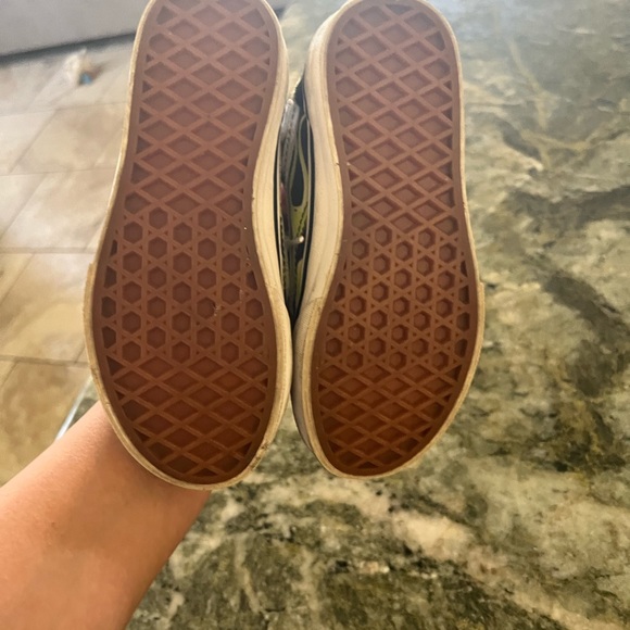 Like new Kids Vans - Picture 3 of 3